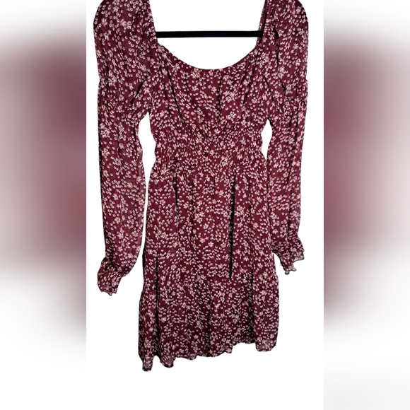 Burgundy Floral Pattern Dress - Picture 11 of 12